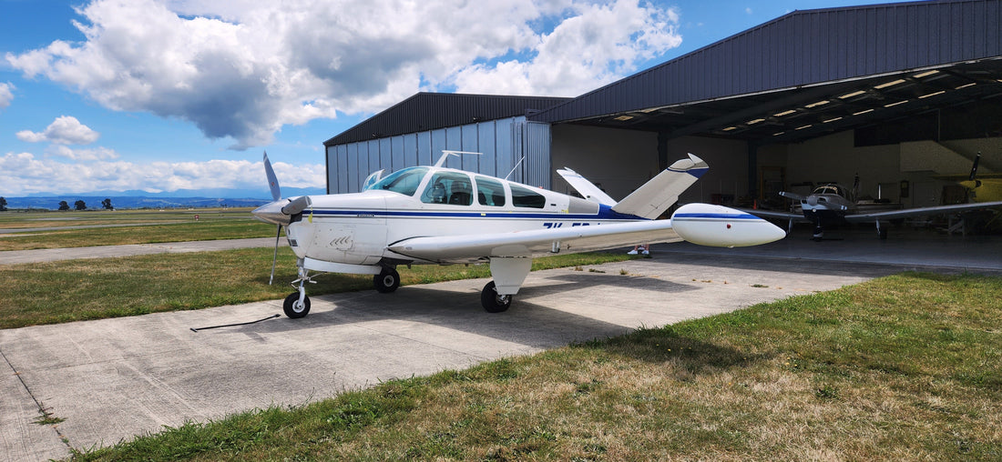 V-tail Beech V35B Bonanza