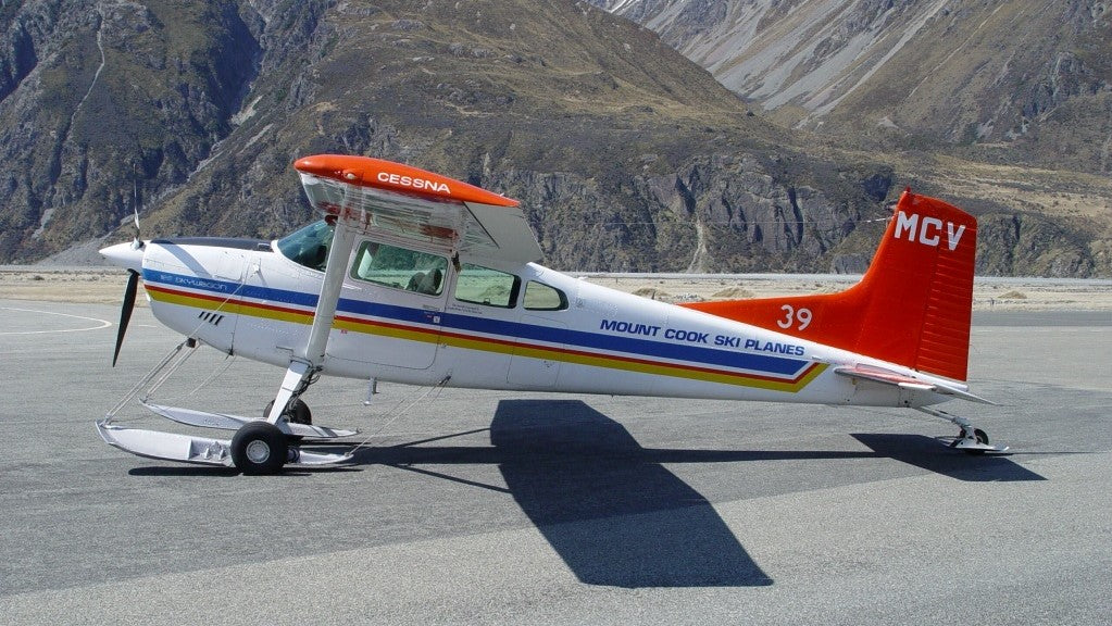 Cessna 185 Ski Plane