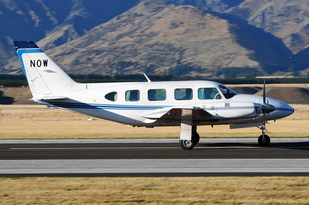 PA-31 Navajo Interior