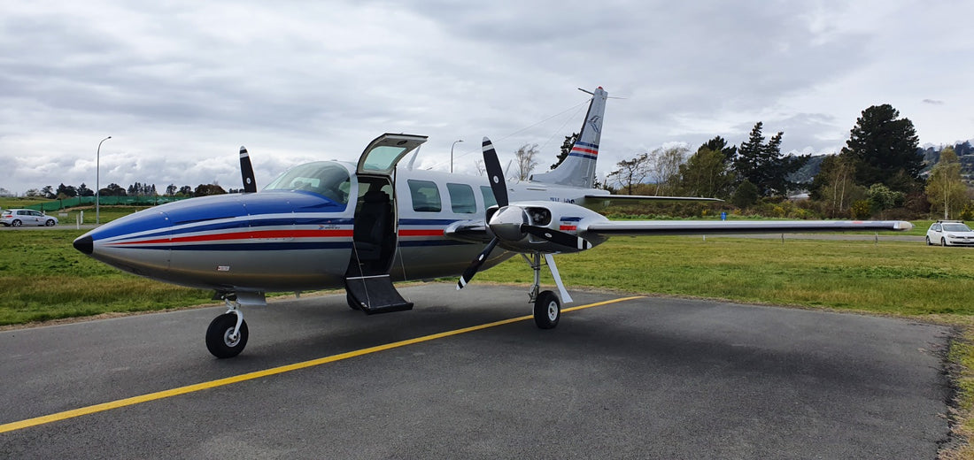 Ted Smith Aerostar 601B Interior