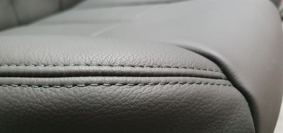 C172 Seat Upholstery (Early)